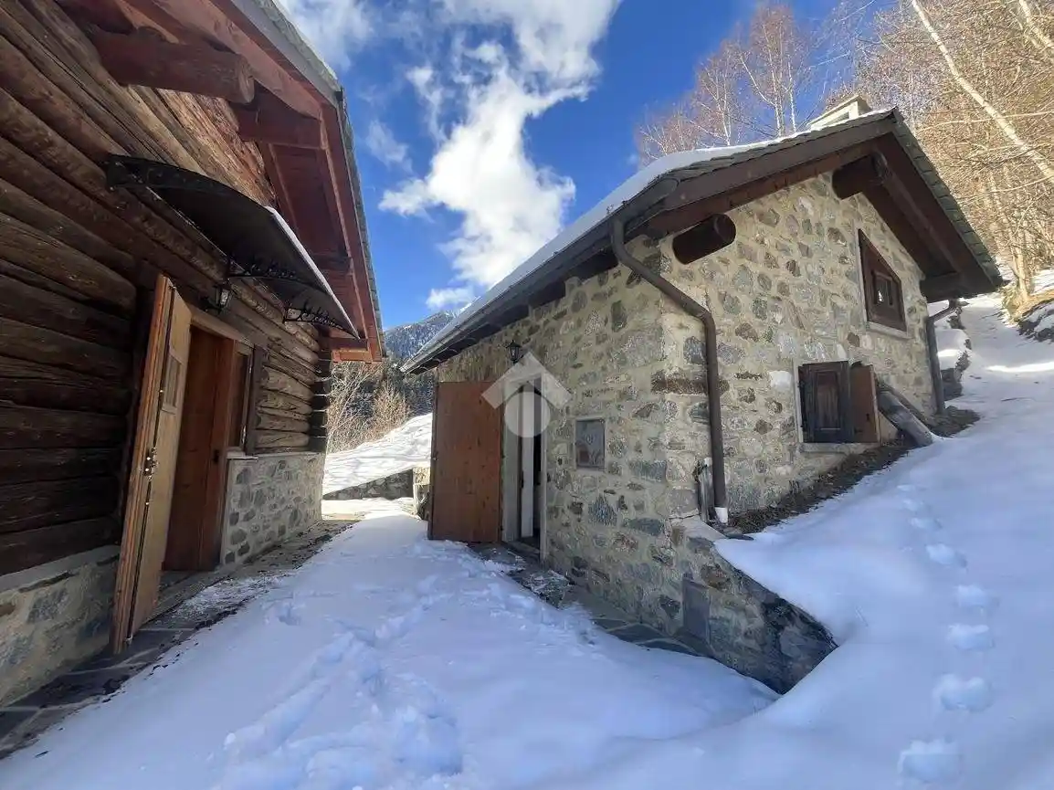 Casa indipendente in vendita a Sondalo