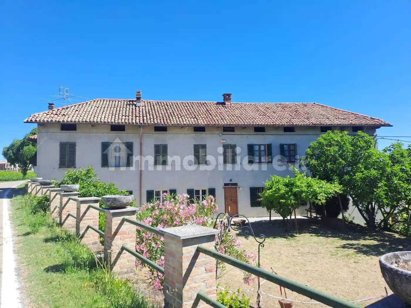 Rustico - Casale in vendita a Canelli