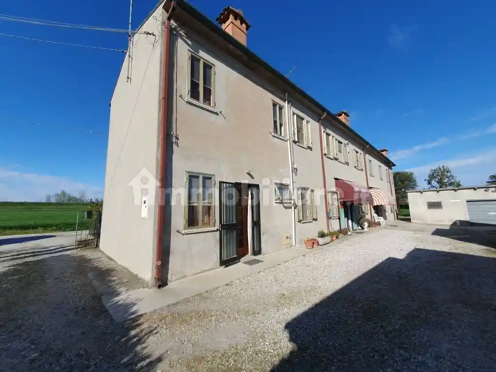Casa indipendente in vendita a Ferrara