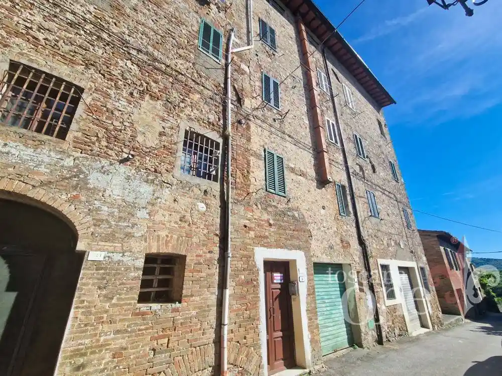 Appartamento in vendita a Monticiano