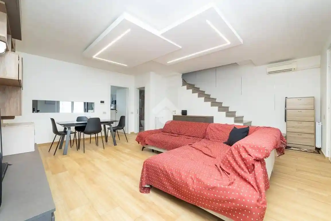 Villa in vendita a Trezzano Rosa