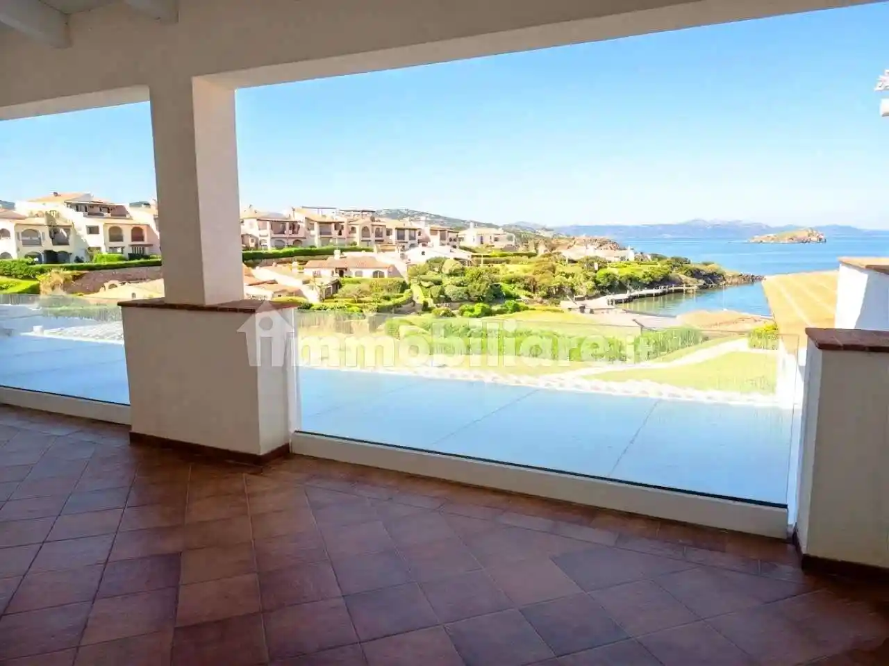 Appartamento in vendita a Arzachena