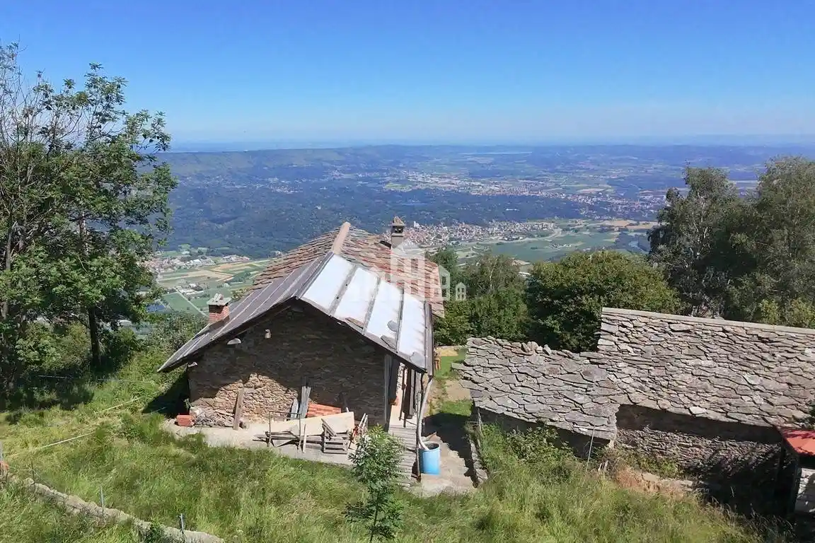 Casa indipendente in vendita a Brosso