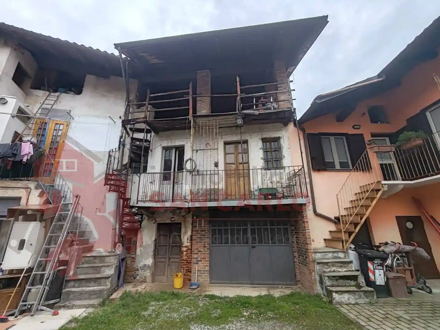 Rustico - Casale in vendita a Nole