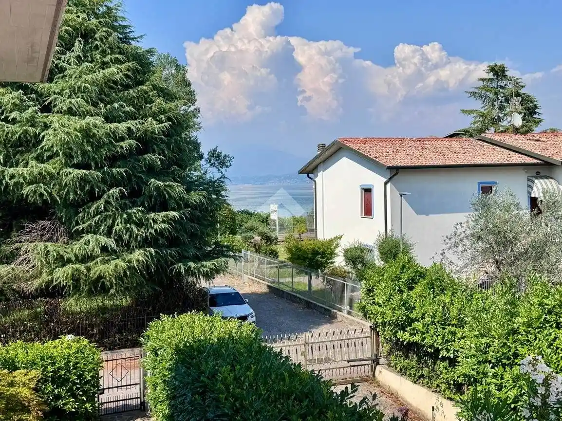 Appartamento in vendita a Peschiera del Garda