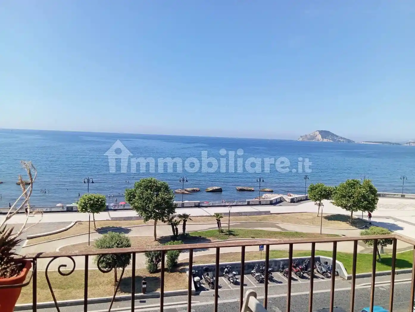 Appartamento in vendita a Pozzuoli