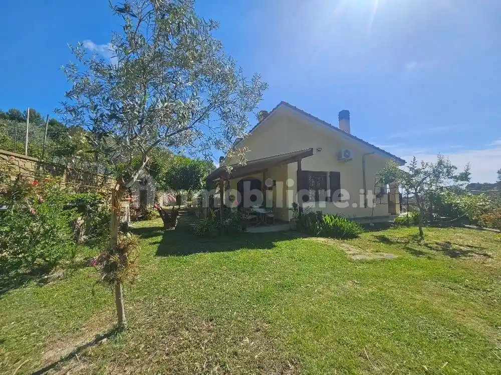 Villa in vendita a Diano Marina