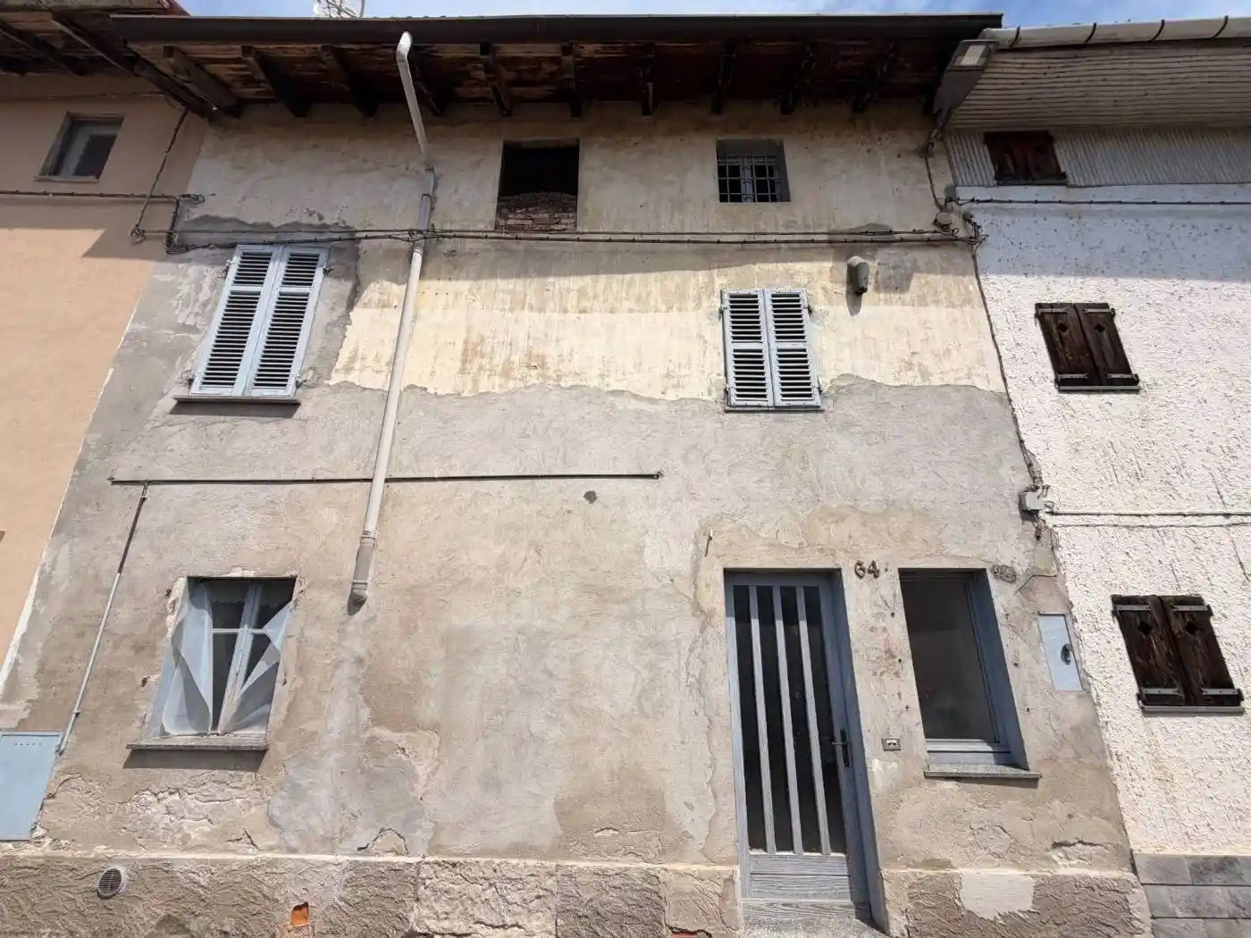 Casa indipendente in vendita a Palazzolo Vercellese