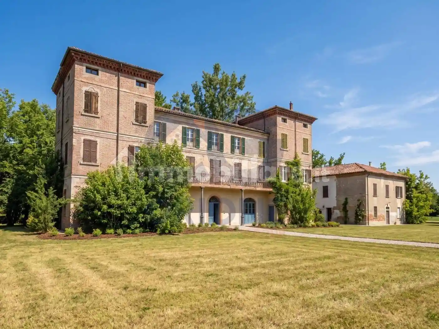 Rustico - Casale in vendita a Bondeno
