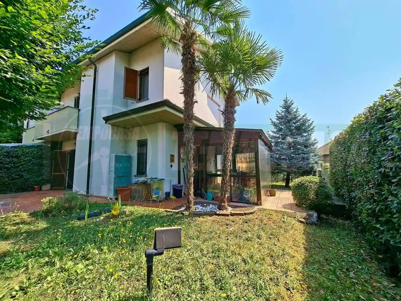Villa - foto 2