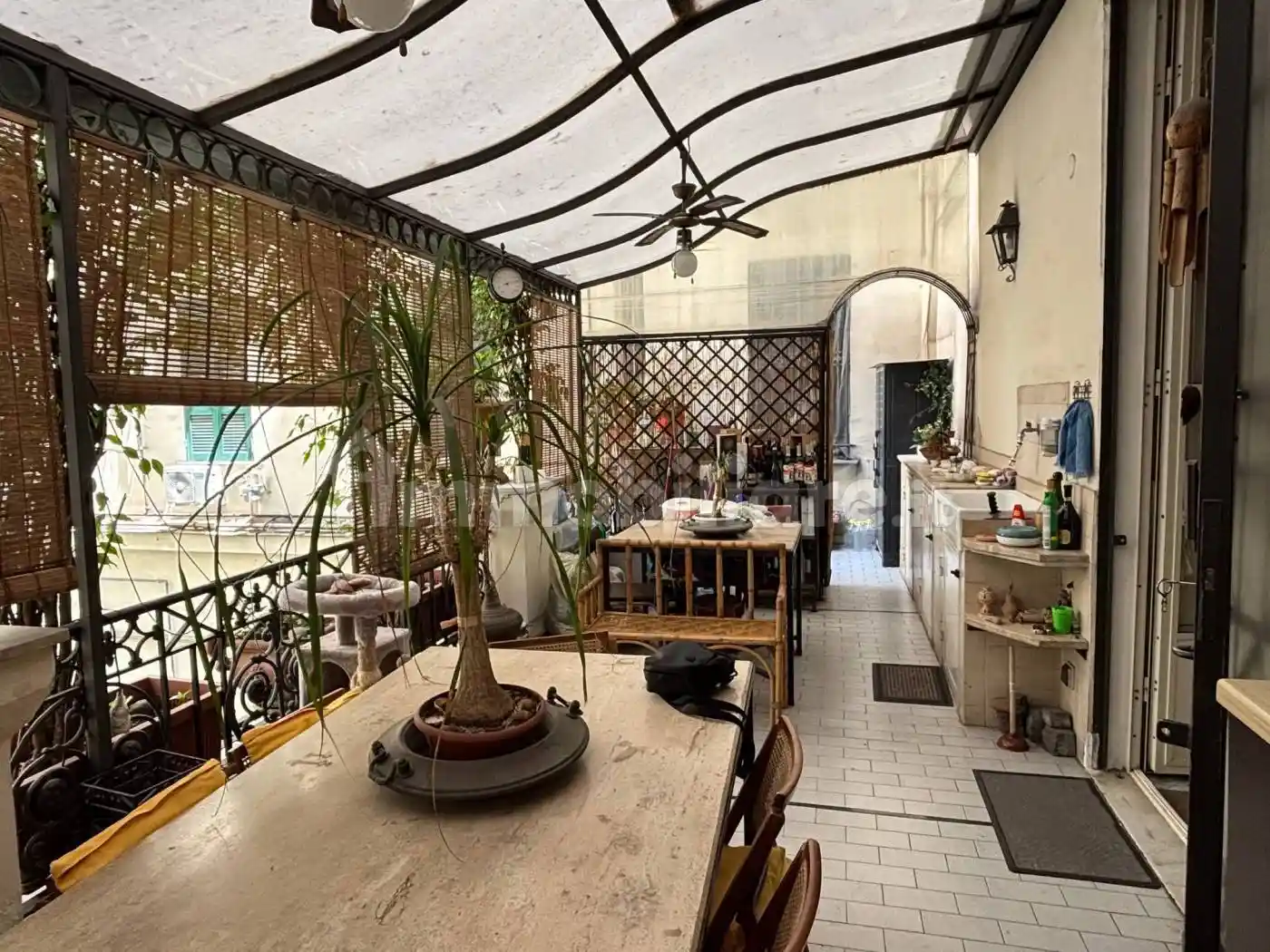 Appartamento in vendita a Napoli