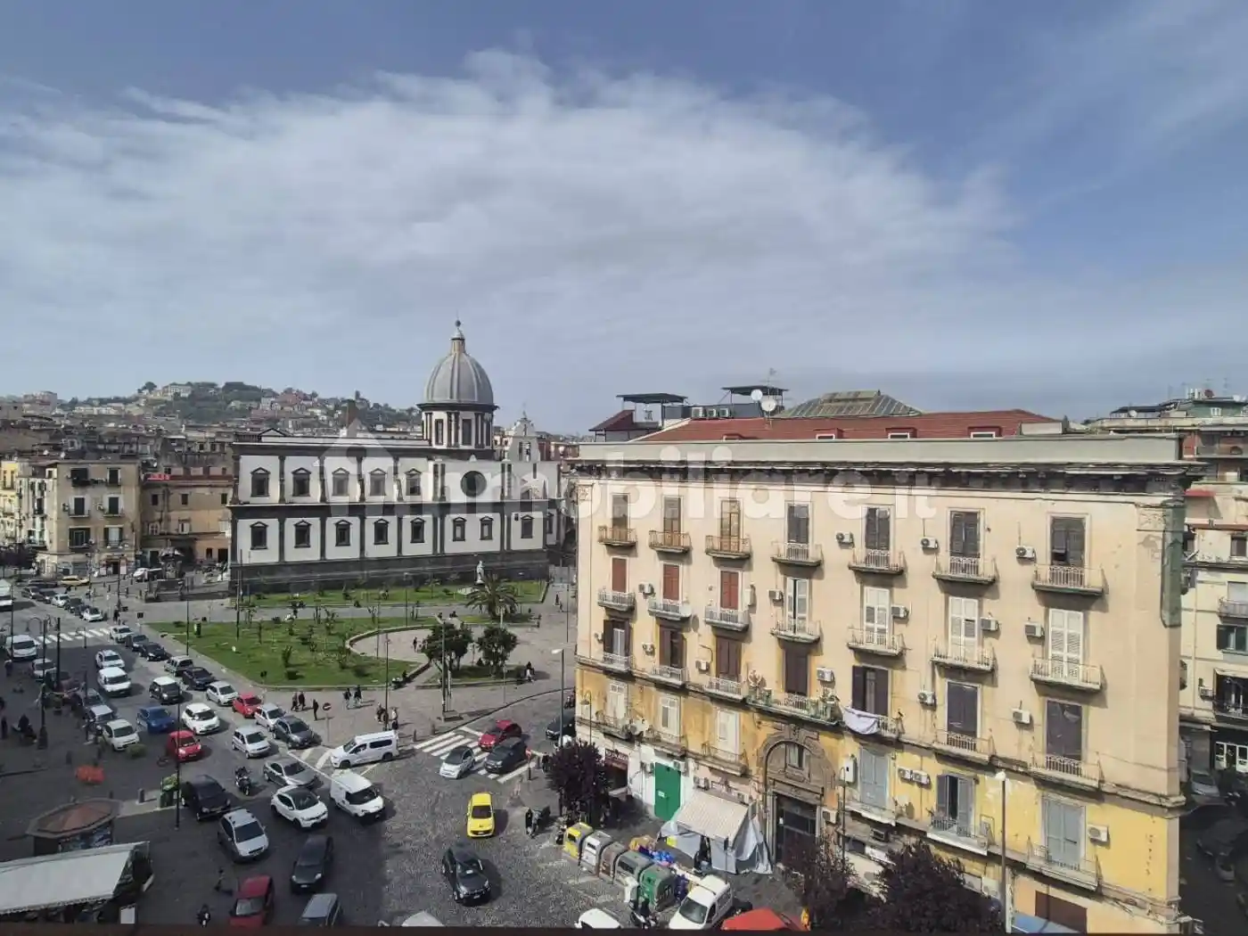 Appartamento in vendita a Napoli