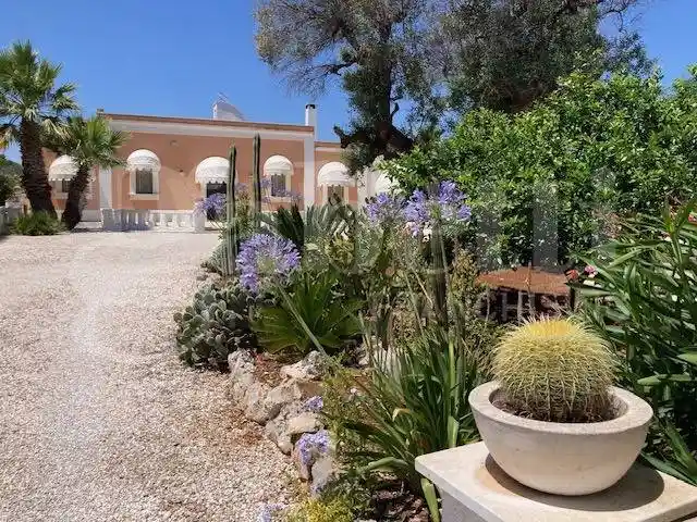 Villa in vendita a San Vito dei Normanni