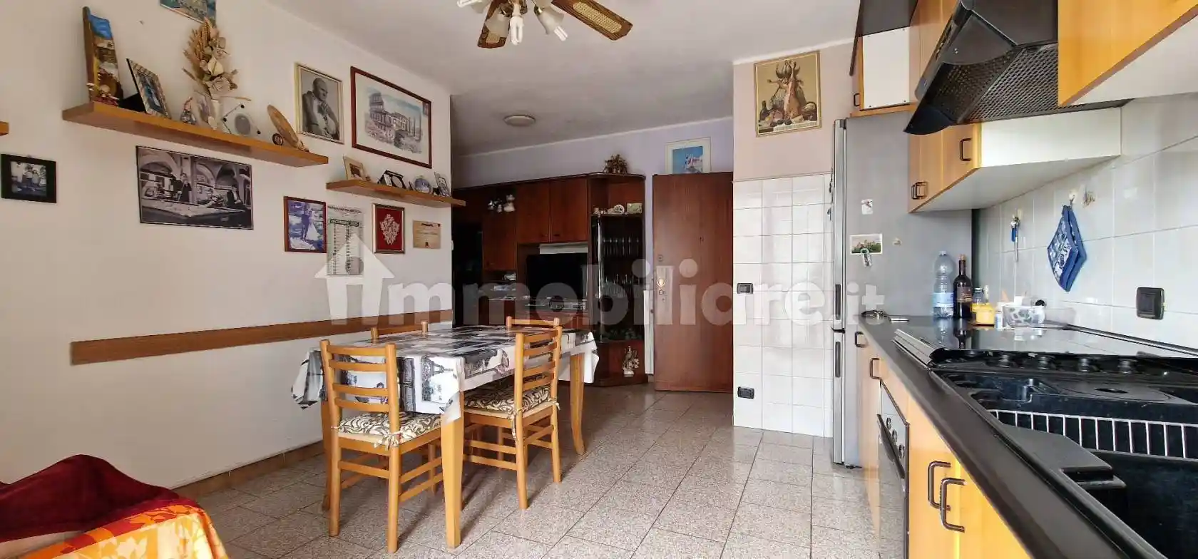 Appartamento in vendita a Figino Serenza