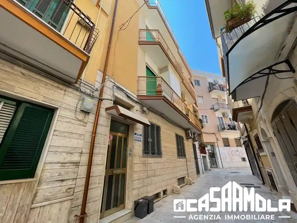Appartamento in vendita a Mola di Bari