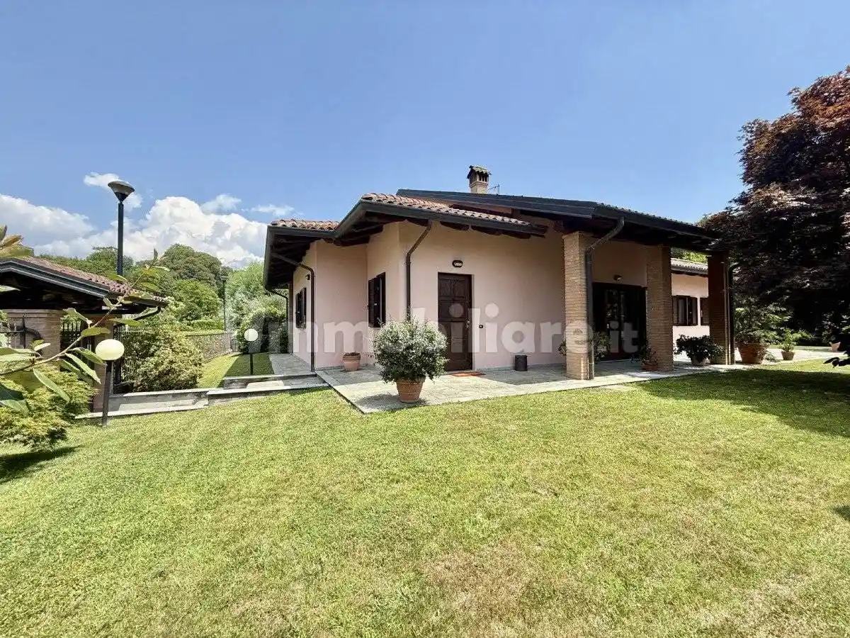 Villa in vendita a Ivrea
