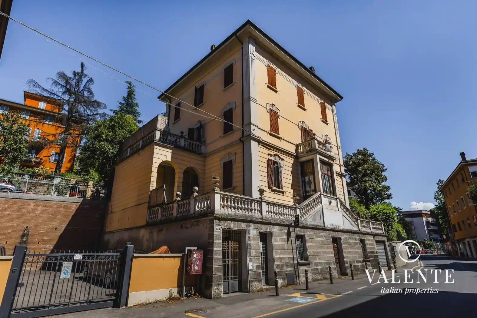 Appartamento in vendita a Bologna