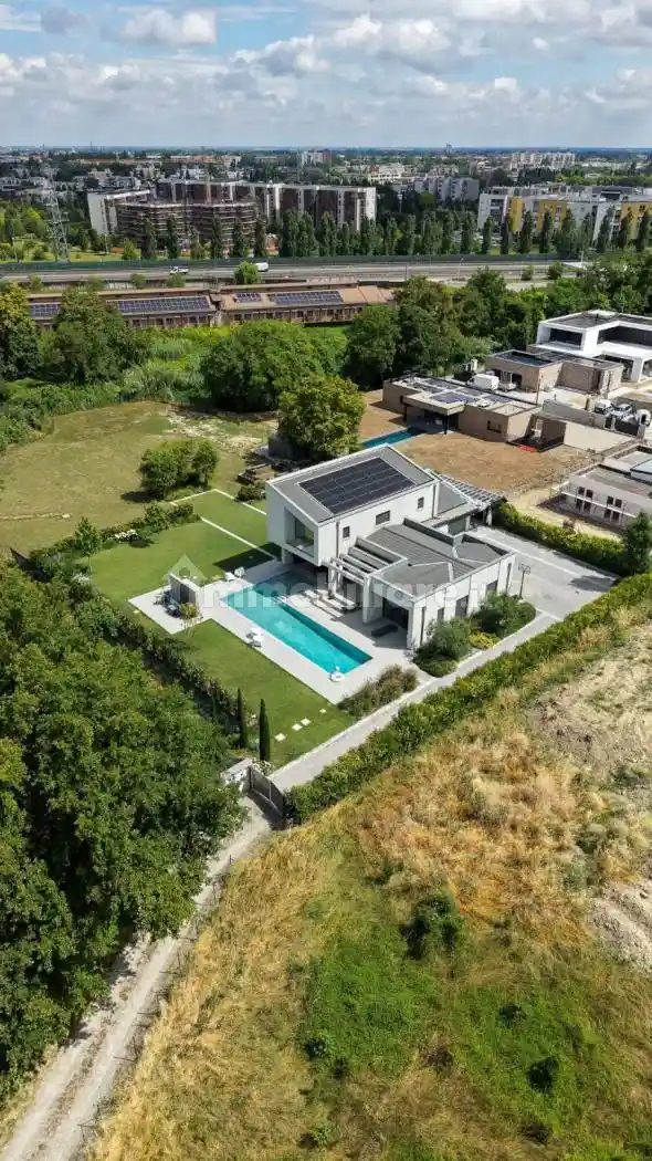 Villa in affitto a Parma