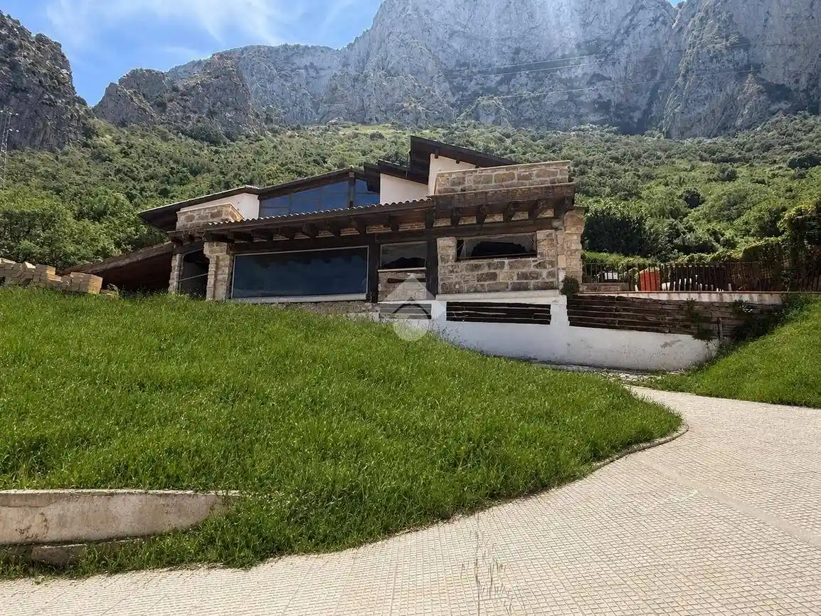 Villa in vendita a Cinisi