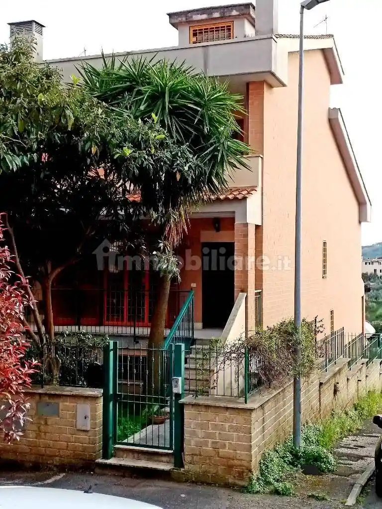 Villetta a schiera in vendita a Capena
