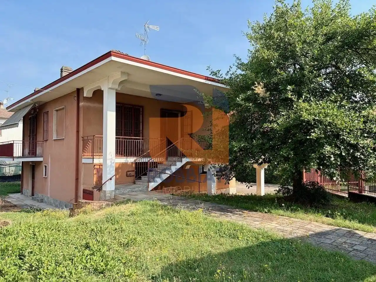 Villa in vendita a Albuzzano