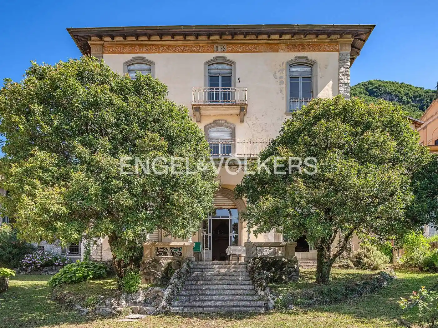 Villa in vendita a Caslino d'Erba