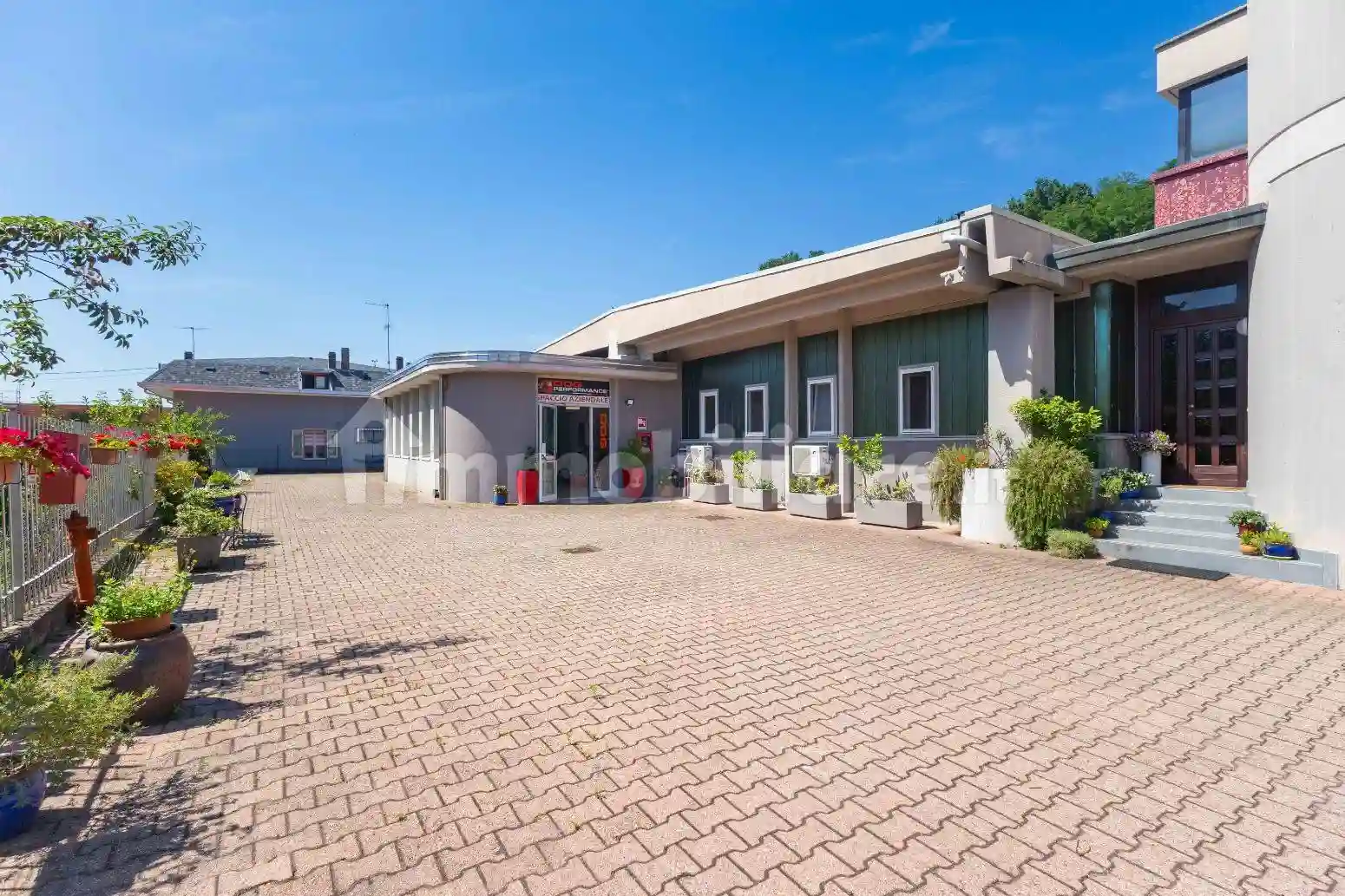 Villa - foto 2
