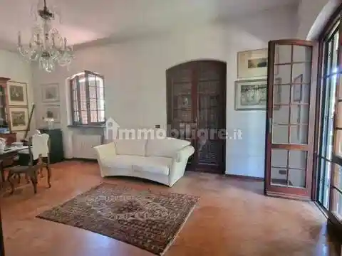 Villa in vendita a Viareggio