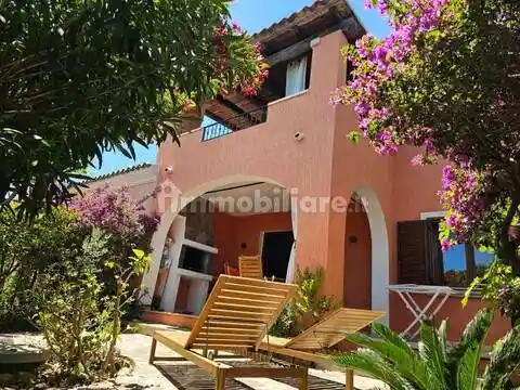 Villa in vendita a San Teodoro