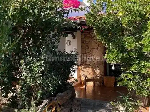 Villa in vendita a Olbia