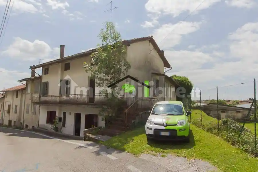 Rustico - Casale in vendita a Maniago
