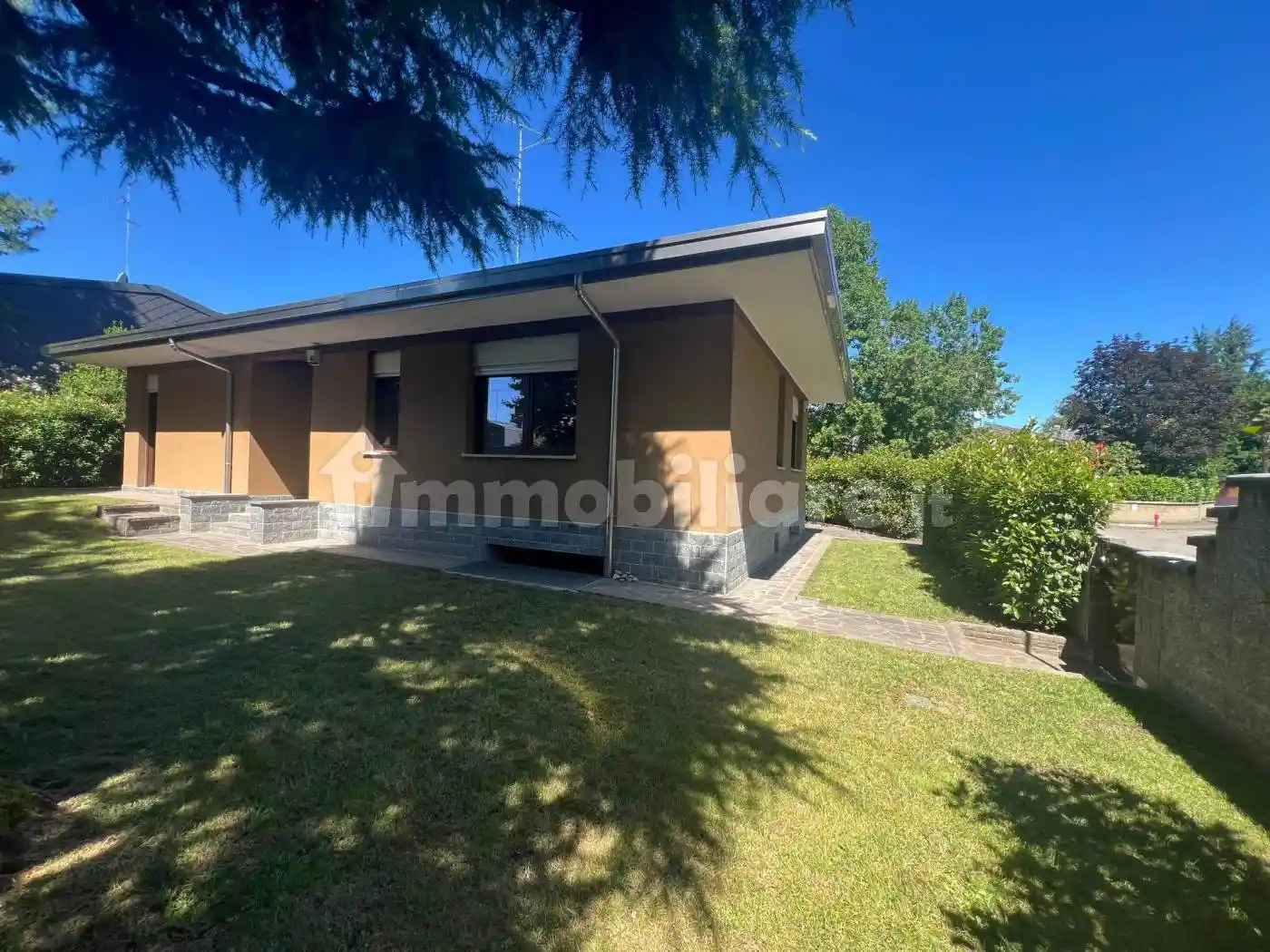 Villa in affitto a Arese
