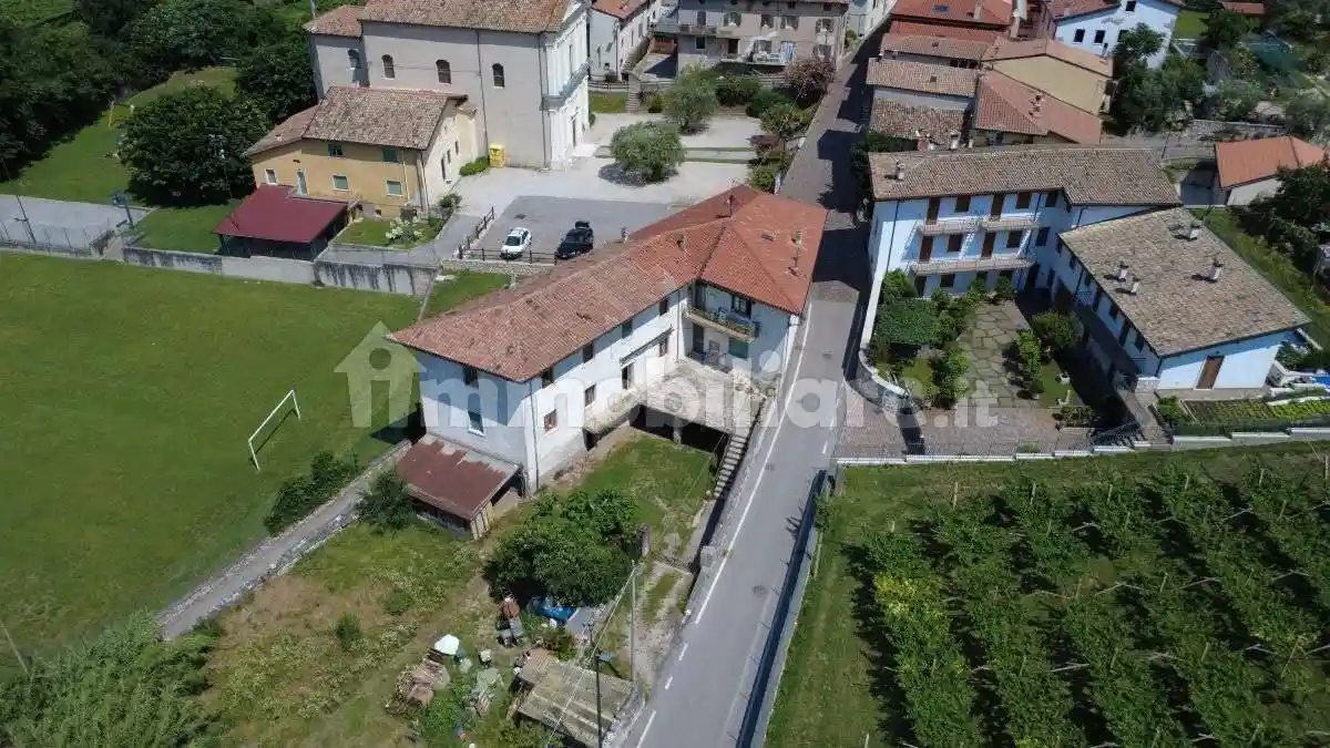 Appartamento in vendita a Dolcè