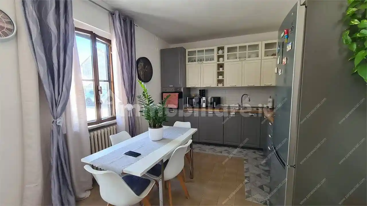 Rustico - Casale in vendita a Mezzana Bigli