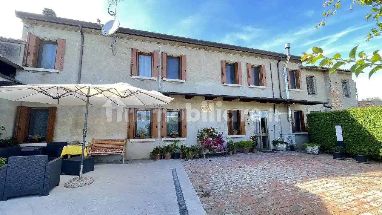 Villa in vendita a Villadose