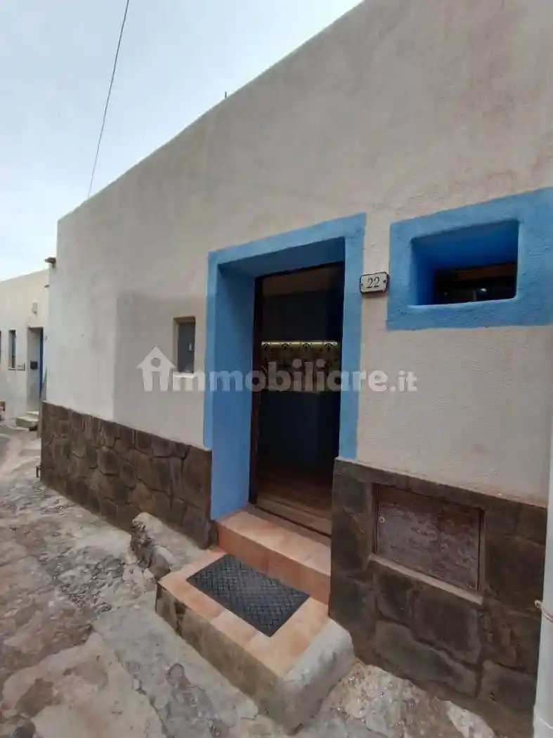 Appartamento in vendita a Pantelleria