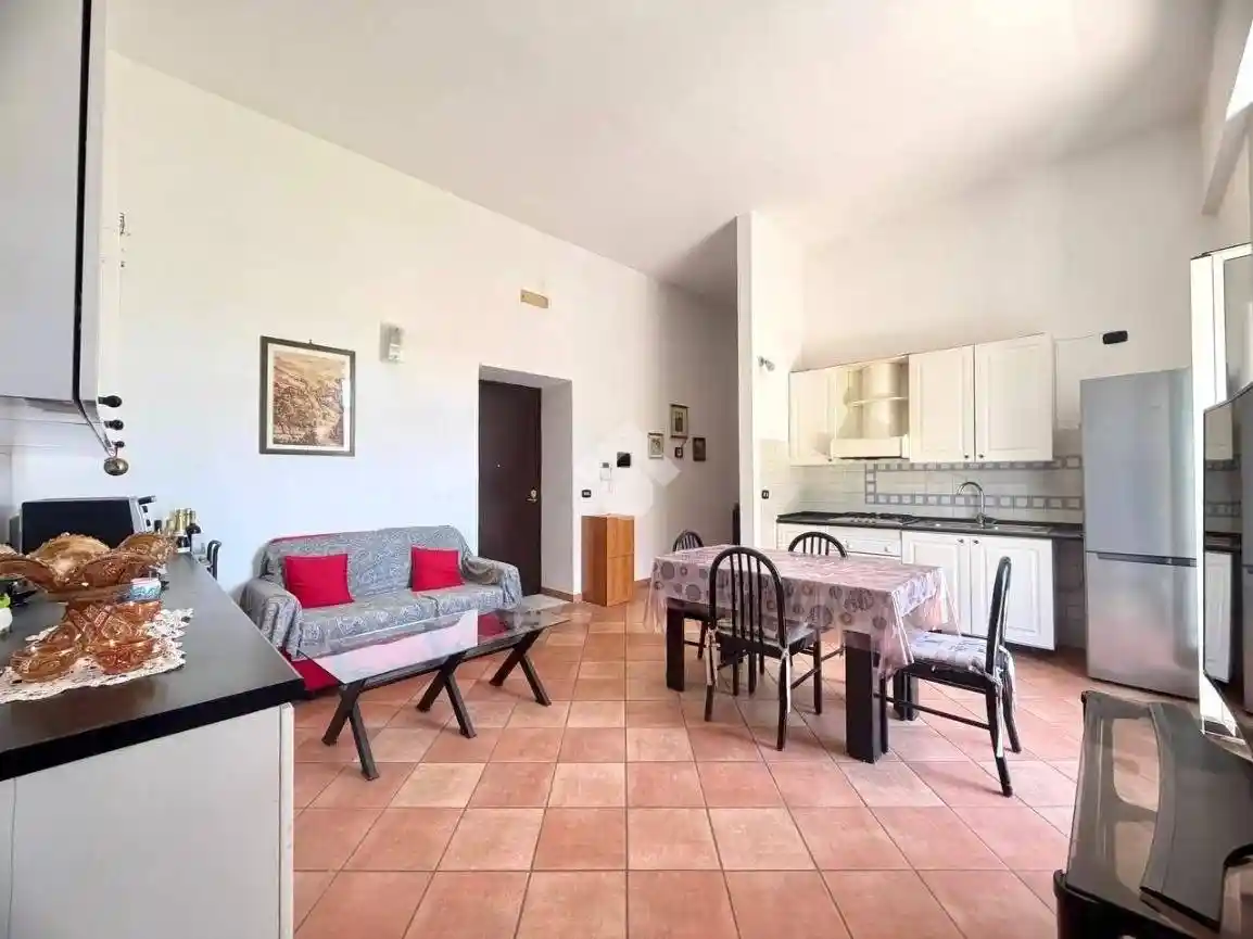 Appartamento in vendita a Pozzuoli