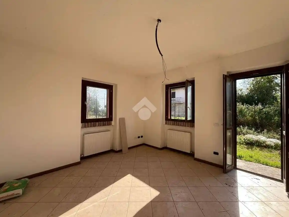 Appartamento in vendita a Cadeo