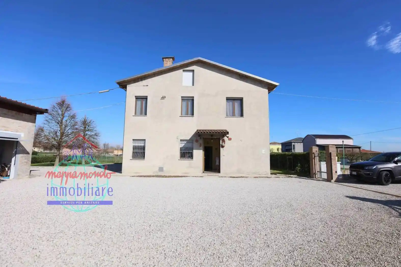 Villa in vendita a Cento