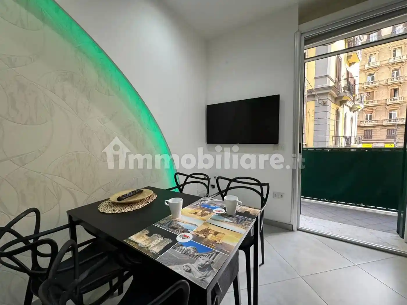 Appartamento in affitto a Napoli
