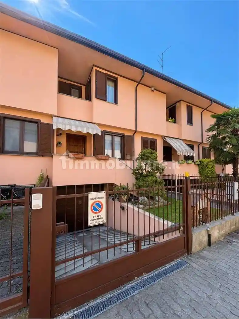 Villetta a schiera in vendita a Cameri