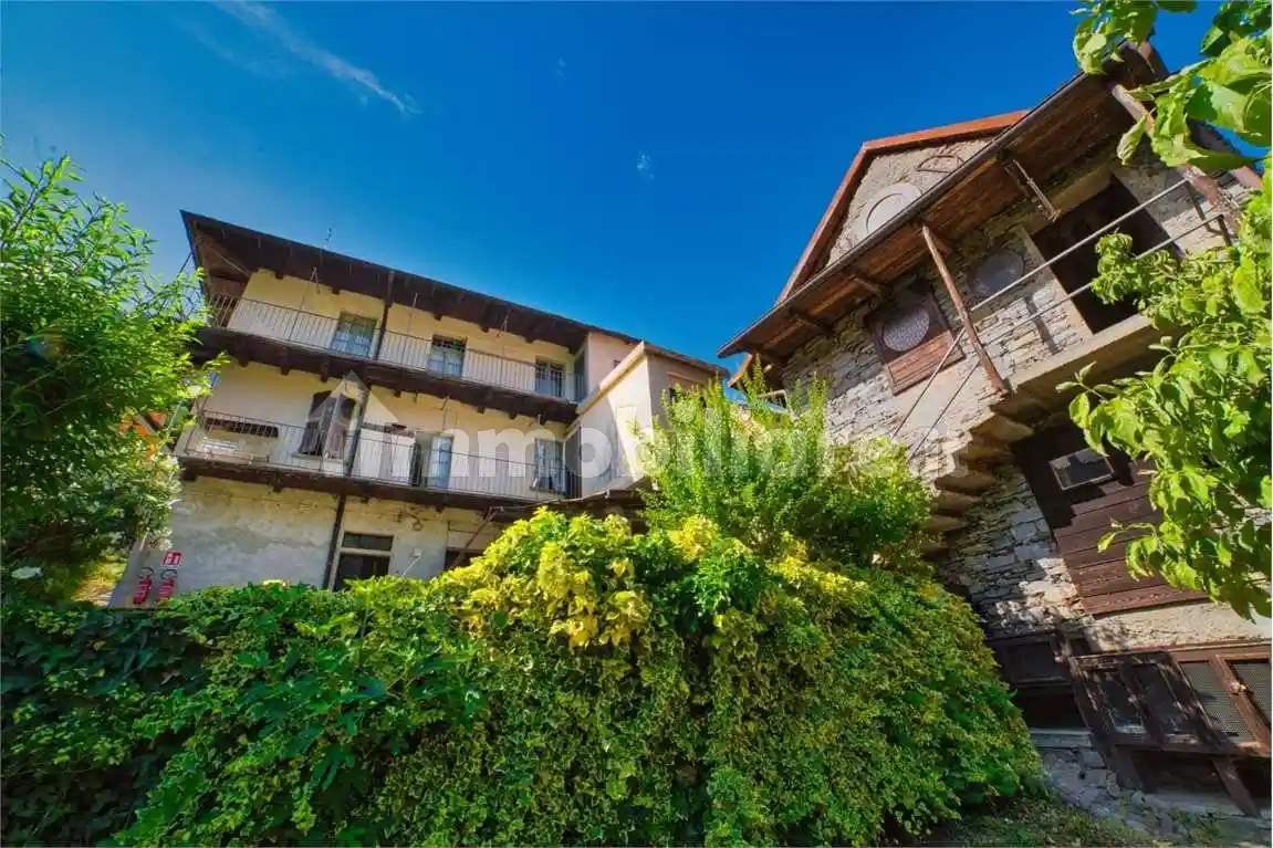 Casa indipendente in vendita a Borgomezzavalle
