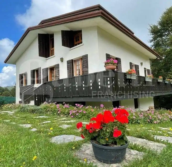Villa in vendita a Solagna