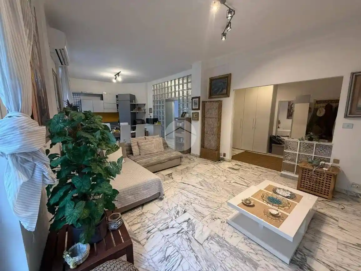 Appartamento in affitto a Genova