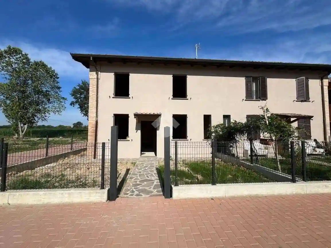 Villetta a schiera - foto 2