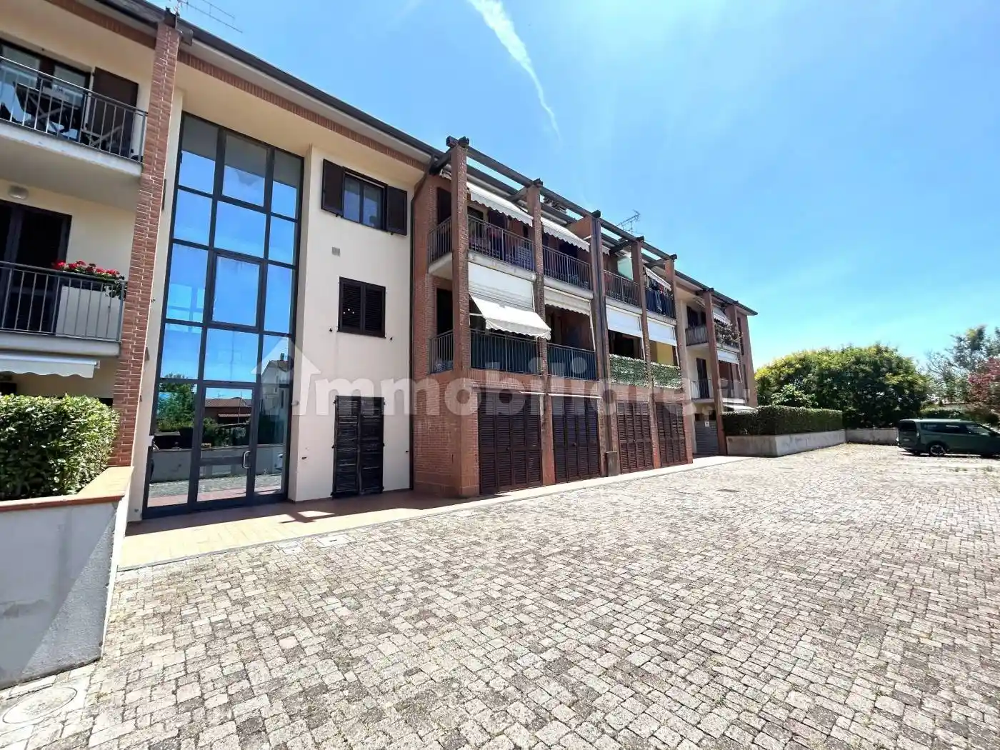 Appartamento in vendita a Cascina