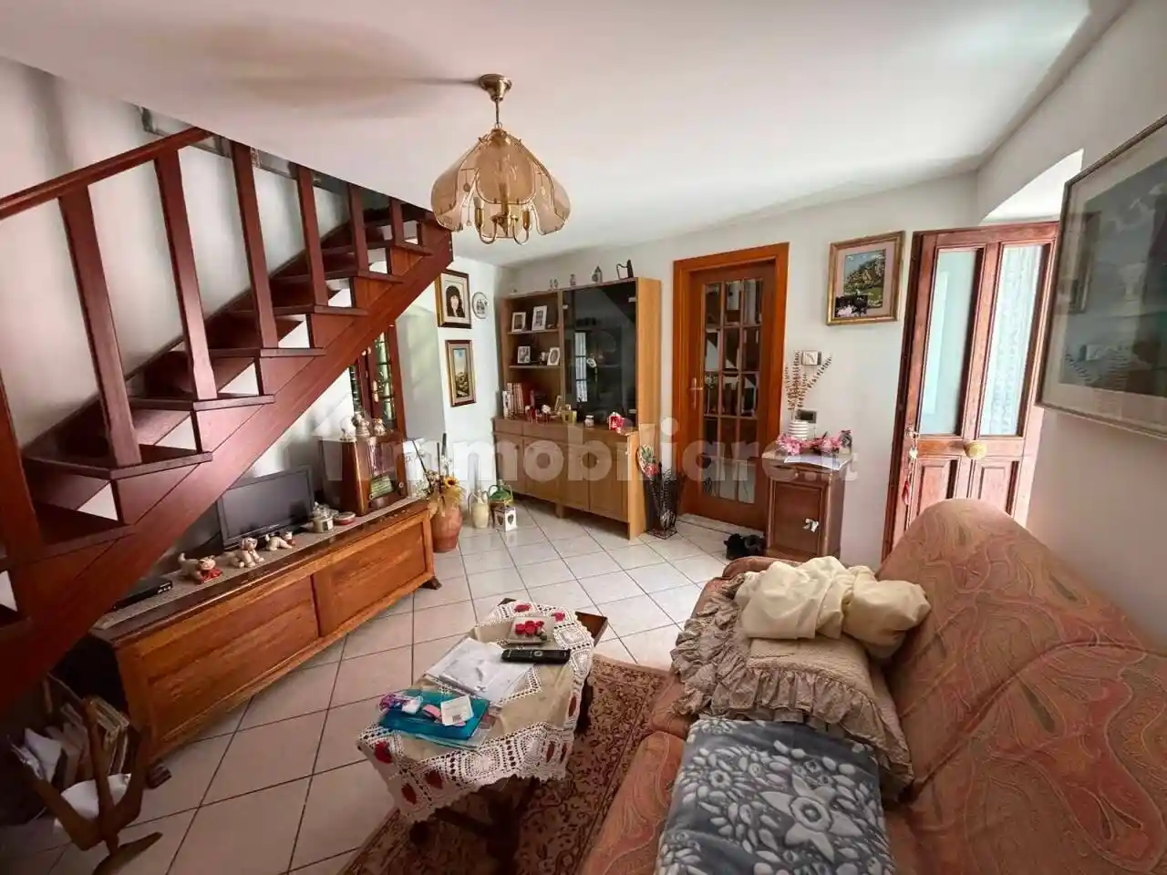 Casa indipendente in vendita a Luni