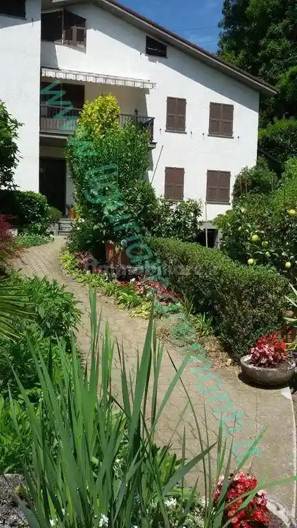 Villa in vendita a Millesimo
