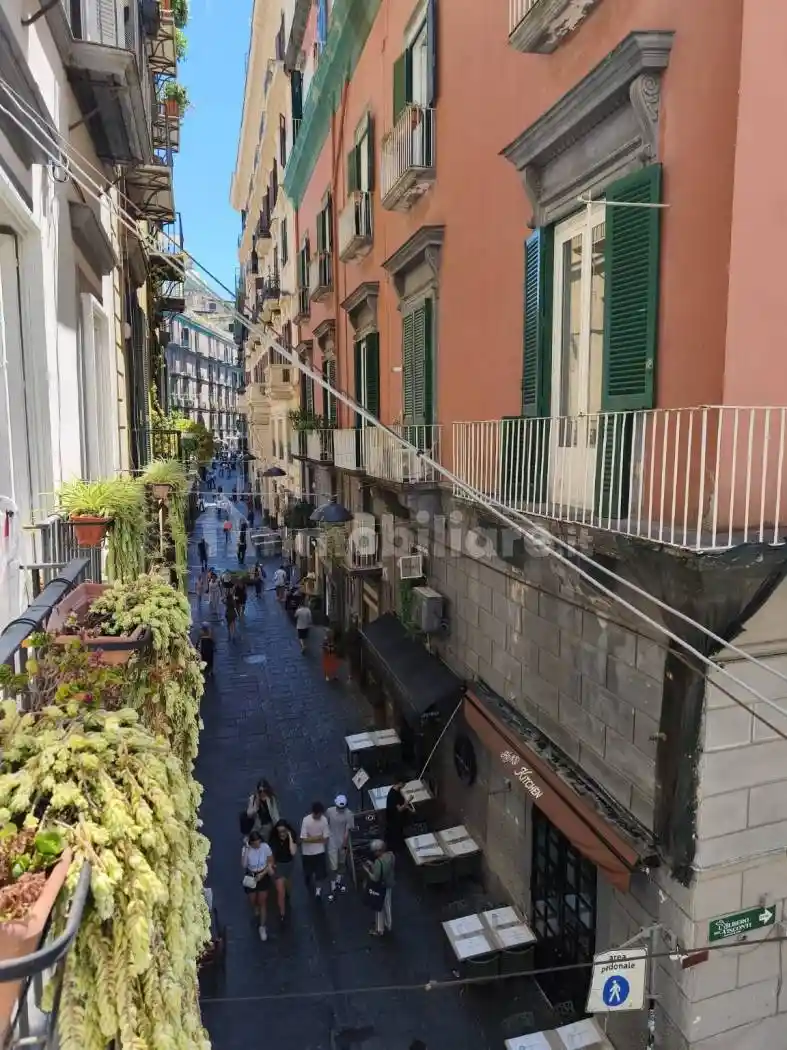 Appartamento in vendita a Napoli
