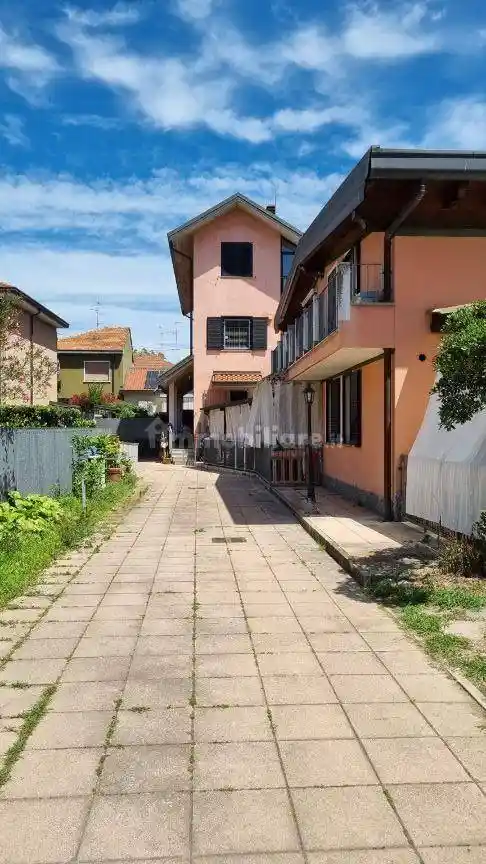 Appartamento in vendita a Cologno Monzese